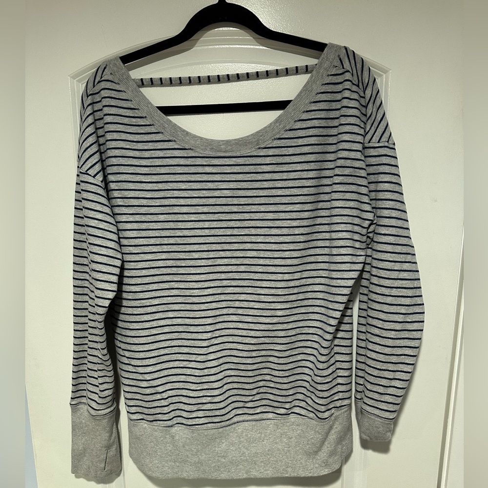 *EUC*Sz S*VSX Sport* Sweater